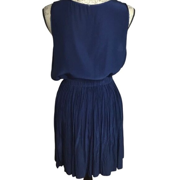 Navy Blue Women Sleeveless Top and Elastic Wasit Pleated Swing Silk Skirt Silk S - Picture 2 of 10